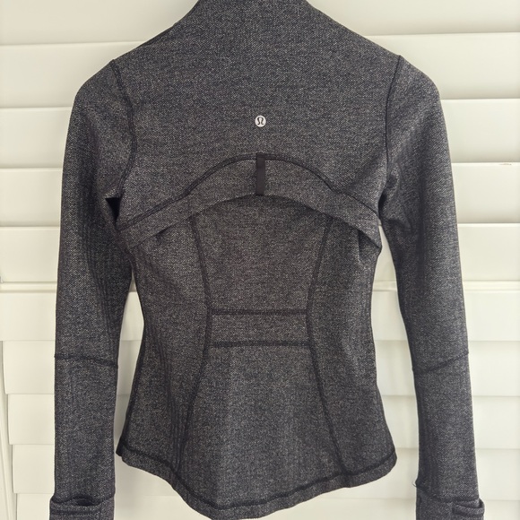 Lululemon Define jacket - Picture 4 of 7